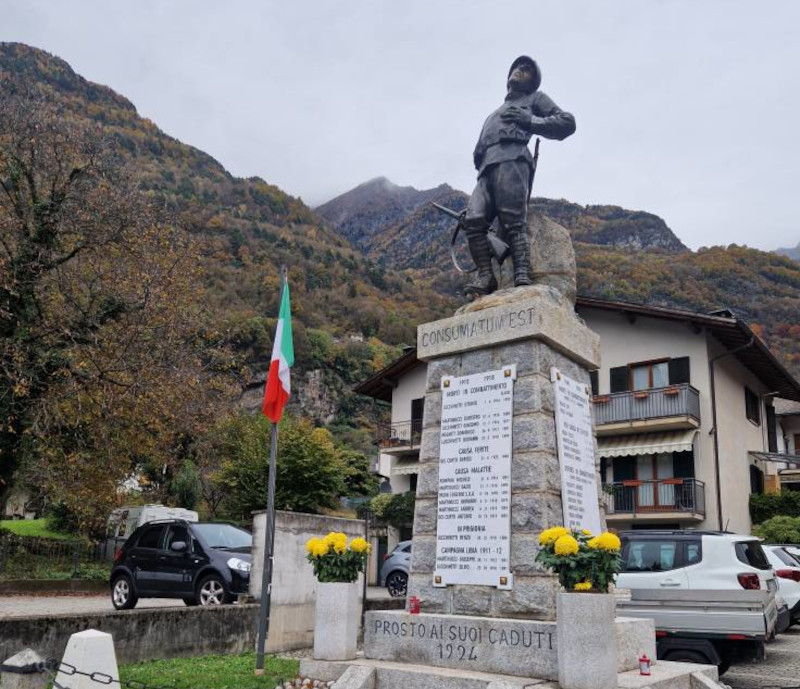 Monumento ai caduti Prosto Piuro restauro