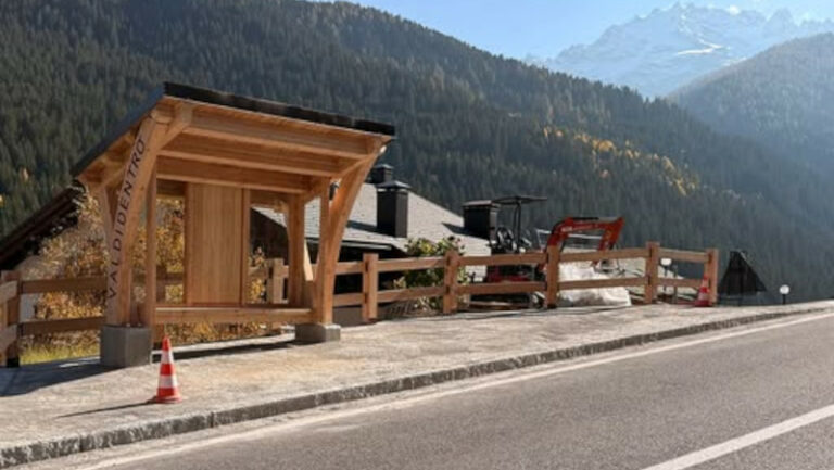 Valdidentro pensiline bus San Carlo Molina