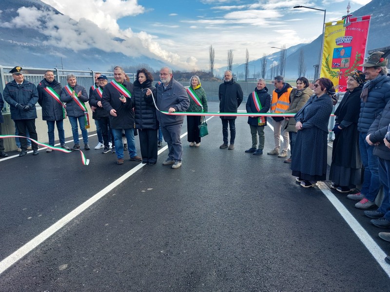 sottopasso-forcola-taglio-del-nastro