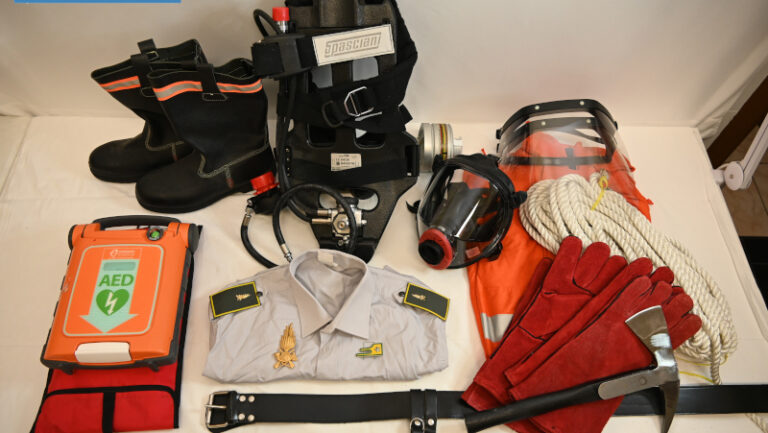 sondrio-polizia-stato-ladro-uffici-pulizie