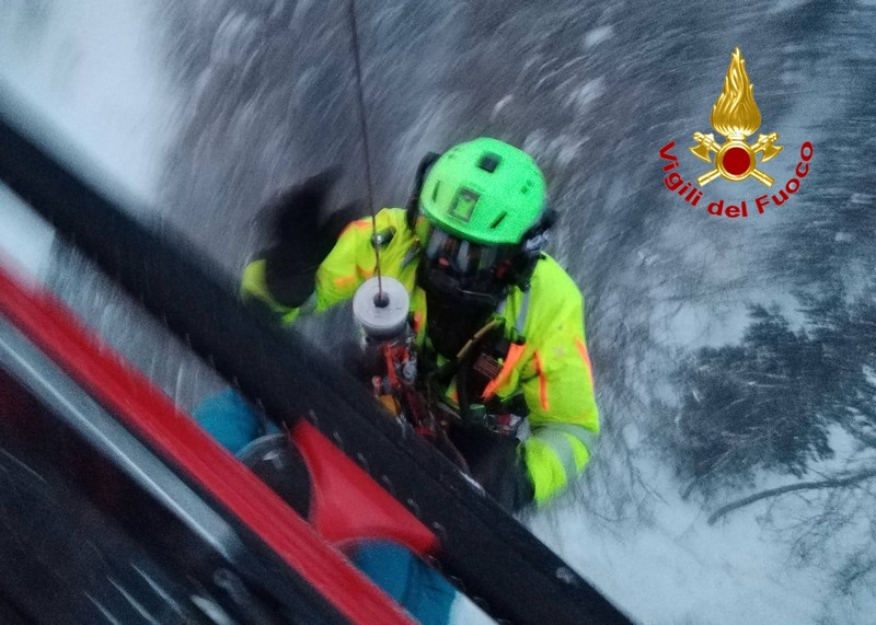 livigno-intervento-soccorso-slavina-snowboarder