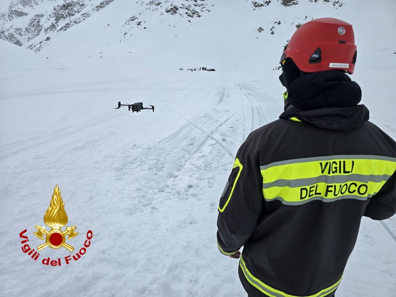 valanga-madesimo-ricerche-disperso-vigili-del-fuoco