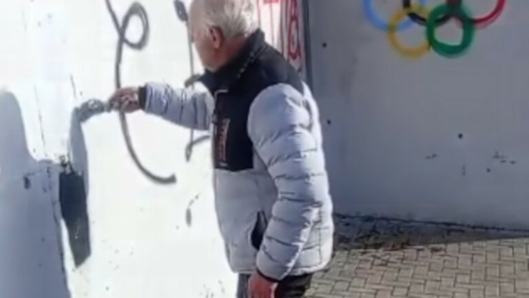 tirano sottopasso vandalismo
