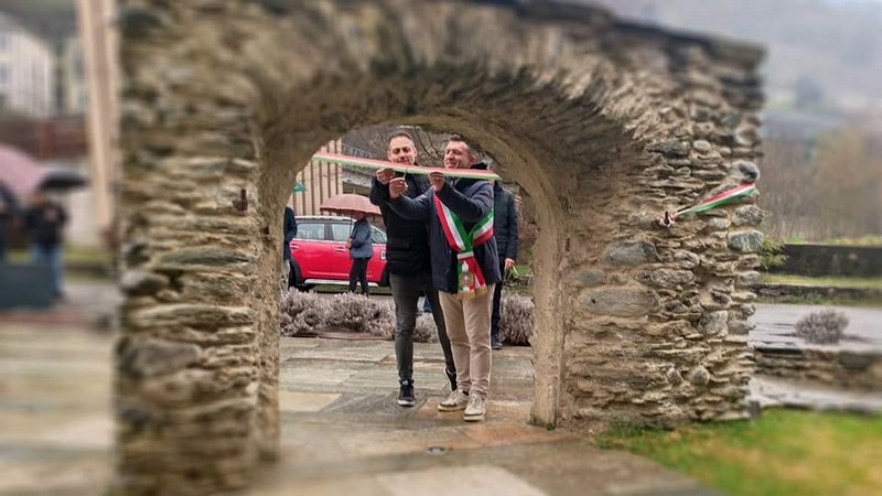 teglio-struttura-ai-crotti-san-giacomo-taglio-del-nastro