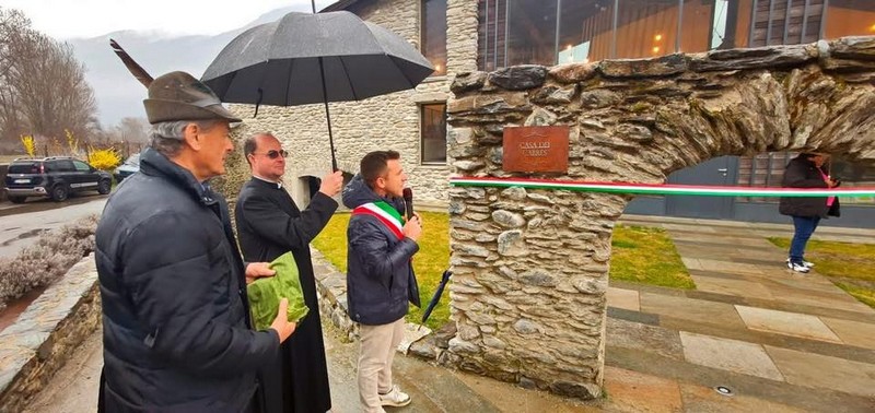 teglio-struttura-ai-crotti-san-giacomo-taglio-del-nastro