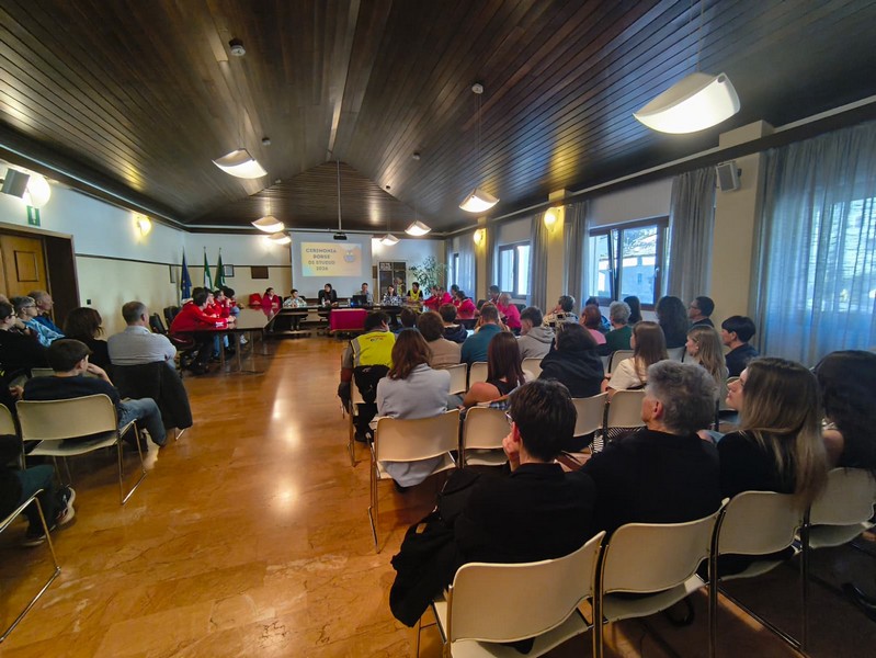 sondalo-consegna-borse-di-studio