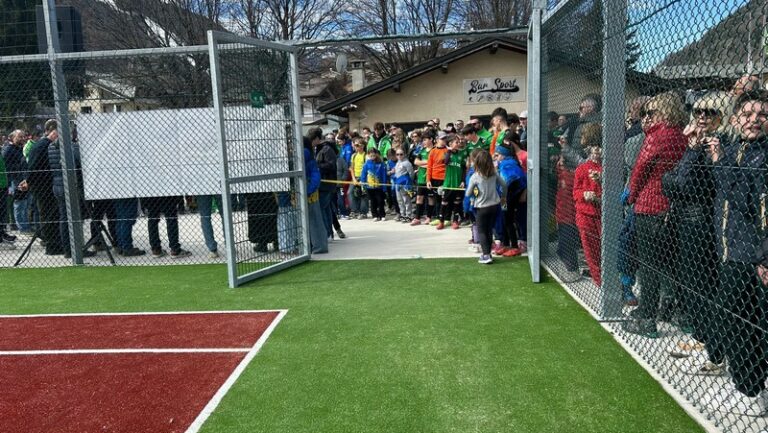 aprica-taglio-del-nastro-centro-sportivo