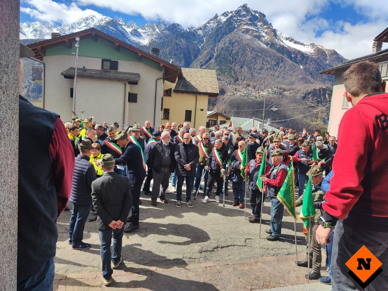 funerale-arif-negrini-sindaco-caspoggio