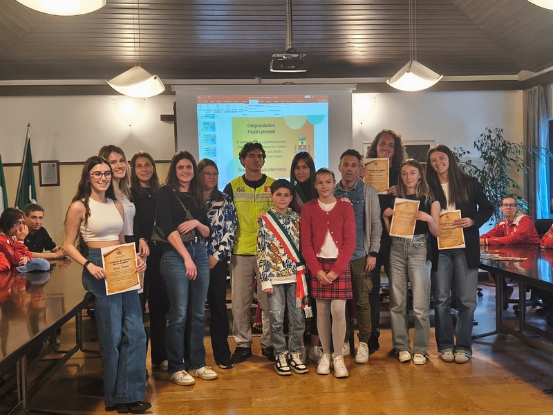 sondalo-consegna-borse-di-studio