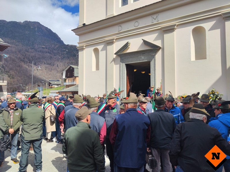 funerale-arif-negrini-sindaco-caspoggio