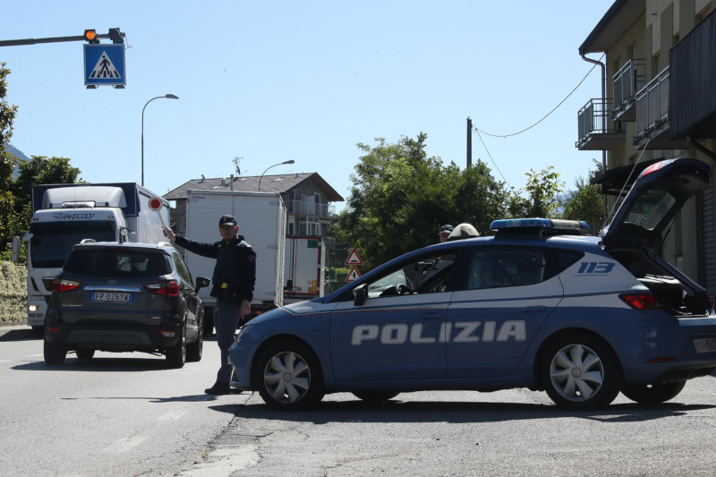 controlli-polizia-stato-sondrio