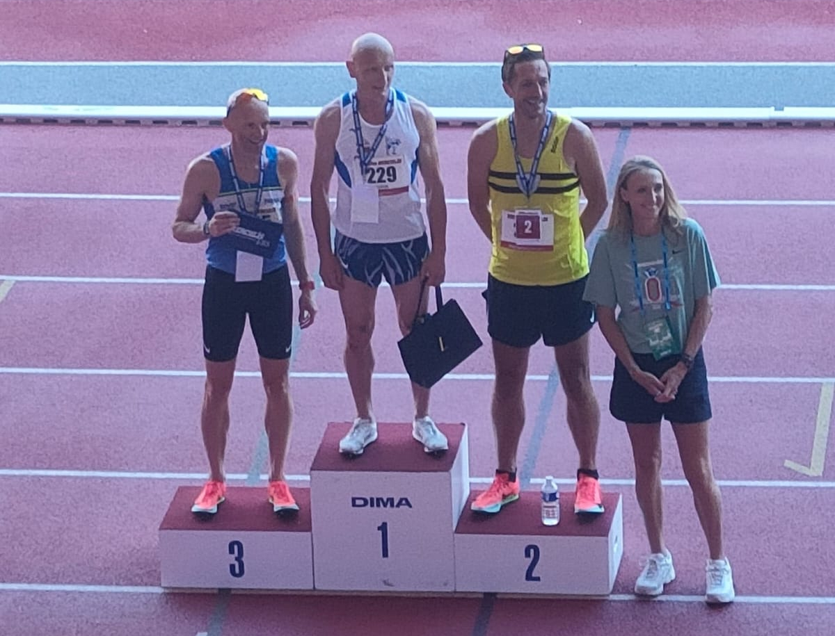 Riccardo Lerda (GP Valchiavenna) nella categoria Master 50 vince nei 1000 metri stabilendo il nuovo record del meeting