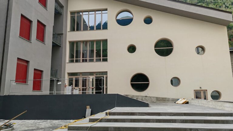 La rinnovata scuola media di Grosio